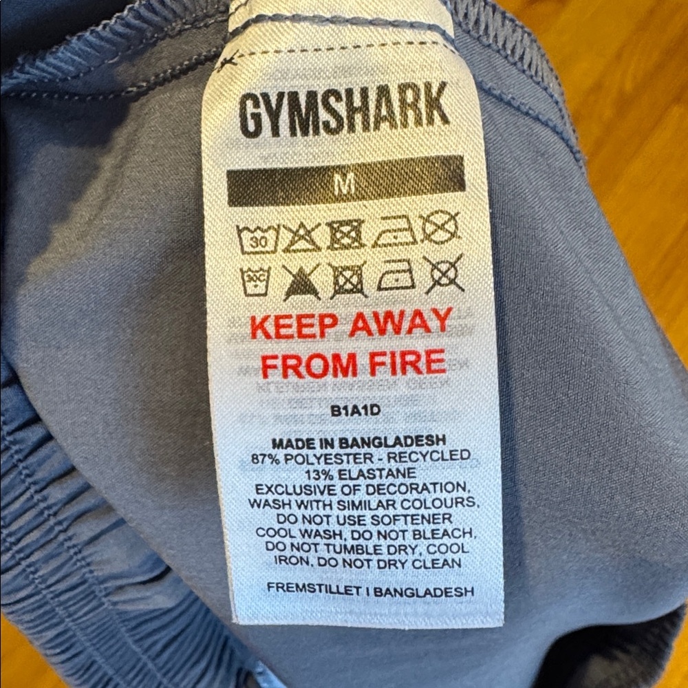 Gymshark Women’s Joggers Size Medium - Picture 4 of 4
